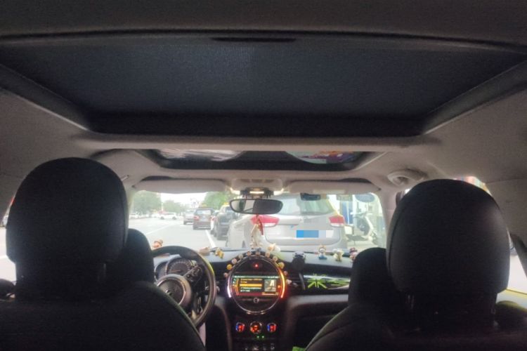 Used MINI 2018 2.0T COOPER S Classic Edition
