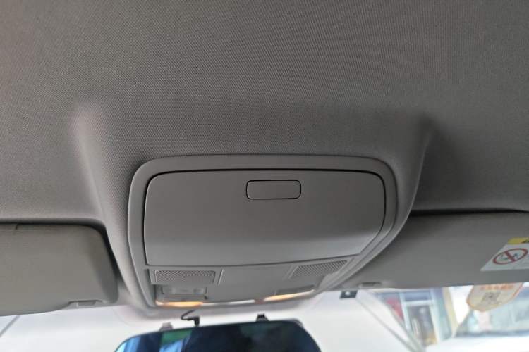 Used Volkswagen Tiguan L 2017 300TSI Automatic Two-Wheel Drive Silk Road Luxury Edition