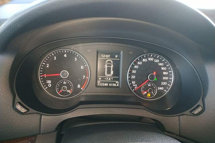 Used Volkswagen Sharan 2015 1.8TSI Comfort Model