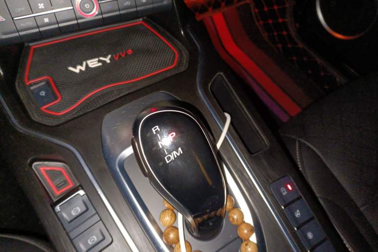 Used Wey VV6 2020 2.0T Two-Wheel Drive Smart Enjoyment+