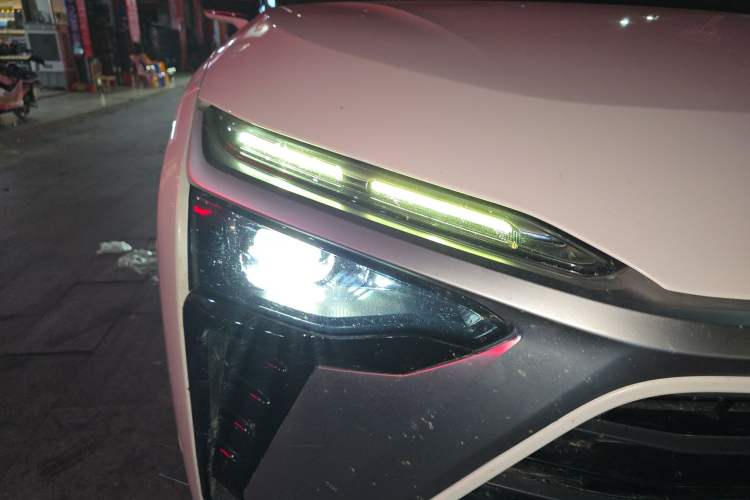 Used Nio ES8 2022 100 kWh 7-Seater Version