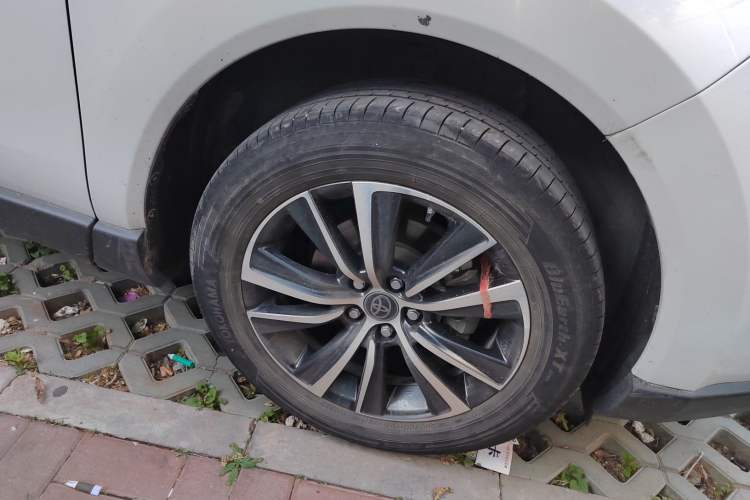 Used Toyota Harrier 2022 Dual-Engine 2.5L CVT Two-Wheel Drive Luxury Edition
