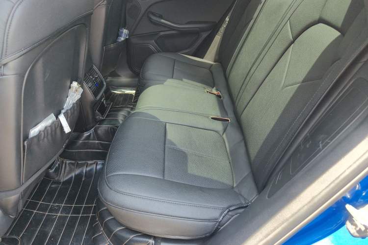 Used Porsche Macan 2017 Macan 2.0T Left Rear Seat