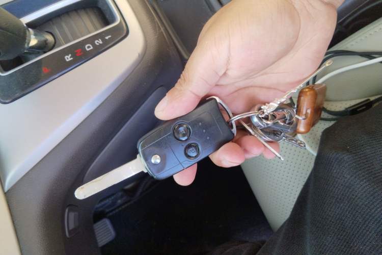 Used Honda CR-V 2013 2.0L 2WD Classic Edition Vehicle Key