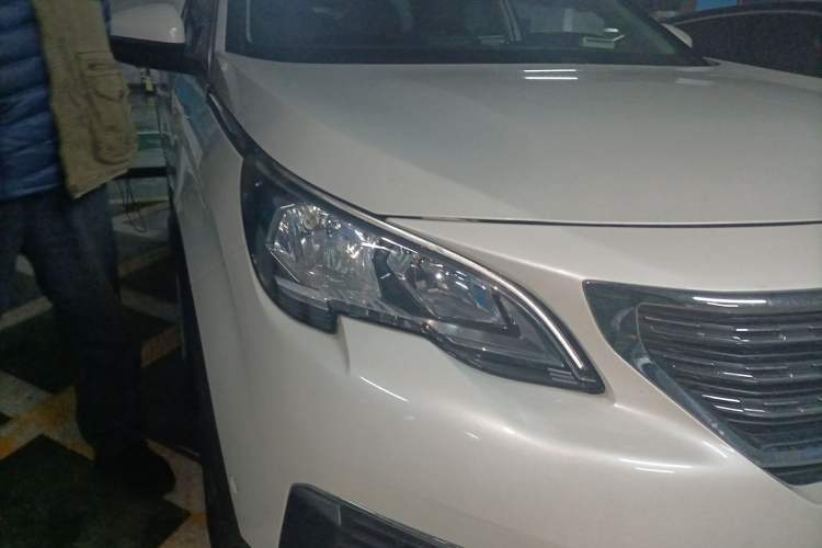 Used Peugeot 5008 2017 380THP 7-Seater Luxury Edition
