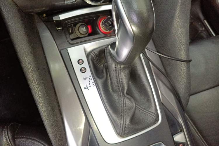 Used DS 5 2013 1.6T Luxury Edition THP200