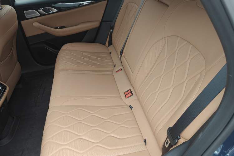 Used Geely Galaxy A7 2025 Model EM-i 150km Starship Edition Left Rear Seat