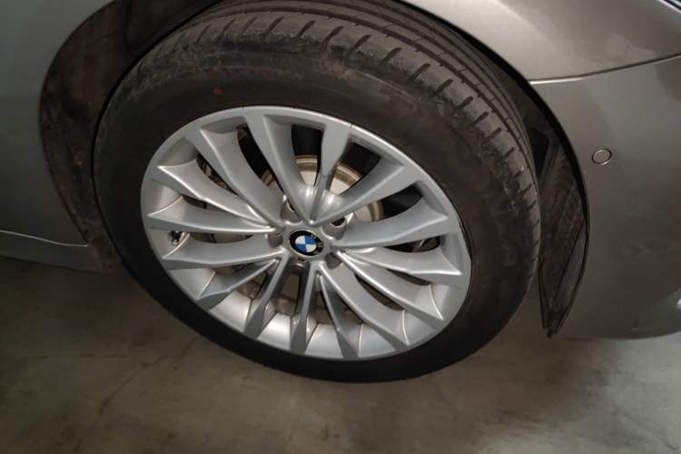 Used BMW 5 Series 2018 Facelifted 530Li xDrive Luxury Package