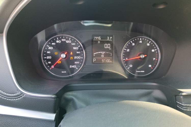 Used Roewe RX5 2018 20T Two-Wheel Drive Automatic Internet Smart Edition