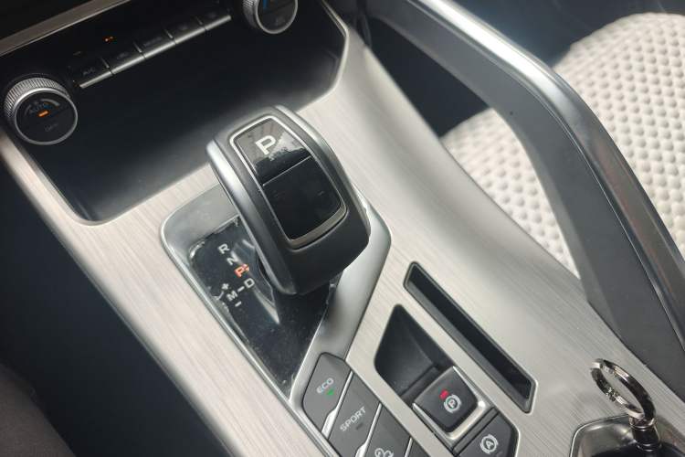 Used Geely Auto Coolray 2019 260T DCT Knight China VI Standard