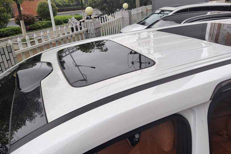 Used GAC Trumpchi Xiangwang M8 2025 Kunkun Series Max Luxury Cabin Roof