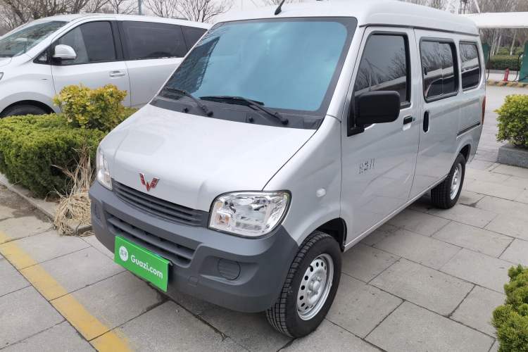 Used Wuling Zhiguang 2023 1.5L Practical Version 5/7 Seats