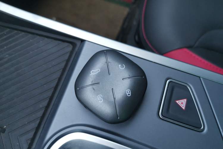 Used JETOUR Dashing 2024 1.5T DCT Longteng Edition PRO
