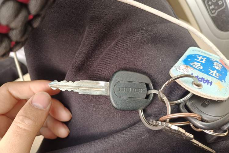 Used Buick Excelle 2013 1.5L Automatic Classic Model Vehicle Key