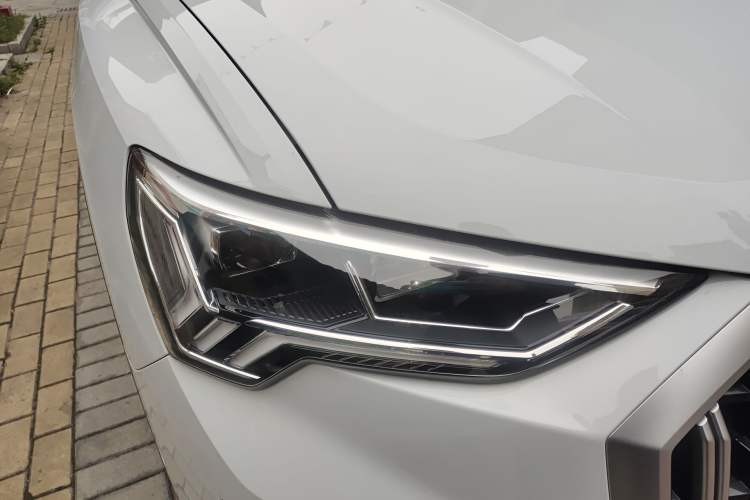 Used Audi Q3 2024 35 TFSI Stylish and Elegant Edition
