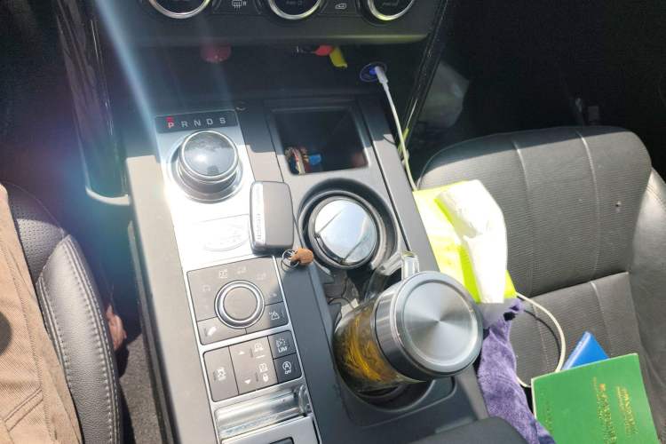 Used Land Rover Discovery 2017 3.0 SC V6 SE
