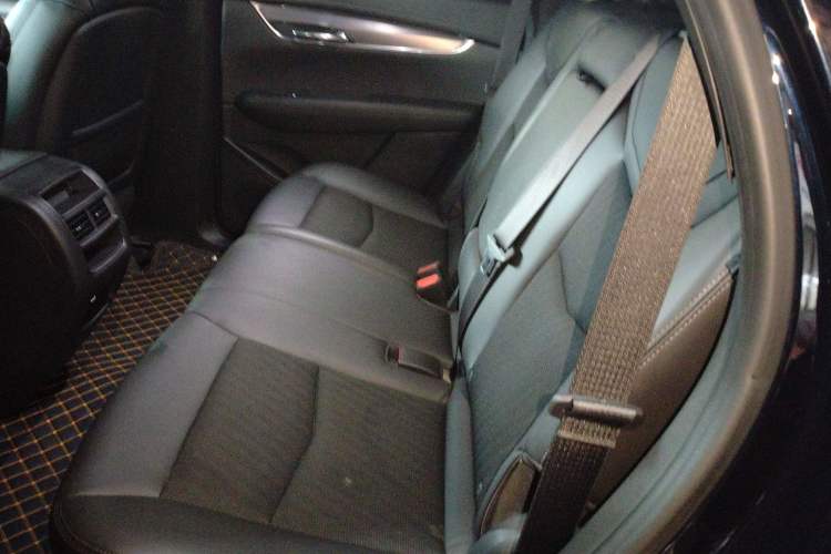 Used Cadillac XT5 2020 28T Tech Edition Left Rear Seat