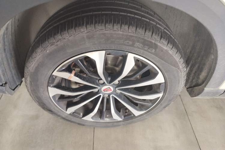 Used Roewe RX5 eMAX 2020 500 PHEV 4G-Connected Luxury Edition Left Front Wheel Hub