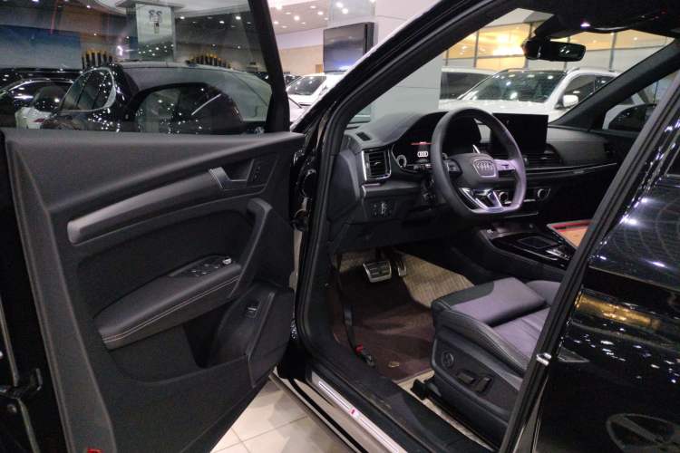 Used Audi Q5L 2023 40T Luxury Dynamic Model