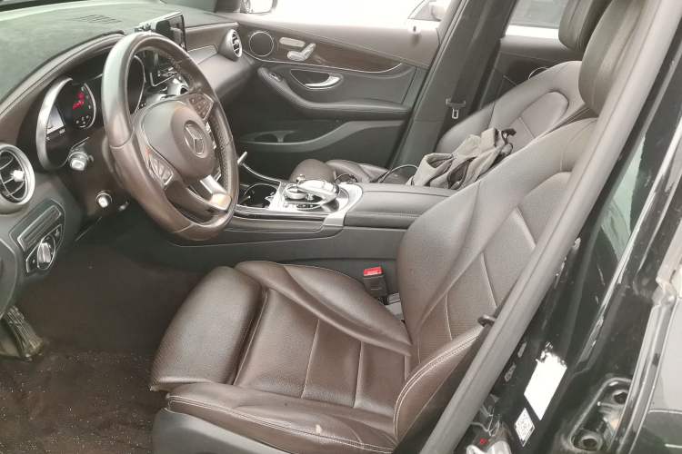 Used Mercedes-Benz GLC 2019 GLC 260 L 4MATIC Dynamic Model Left Front Seat