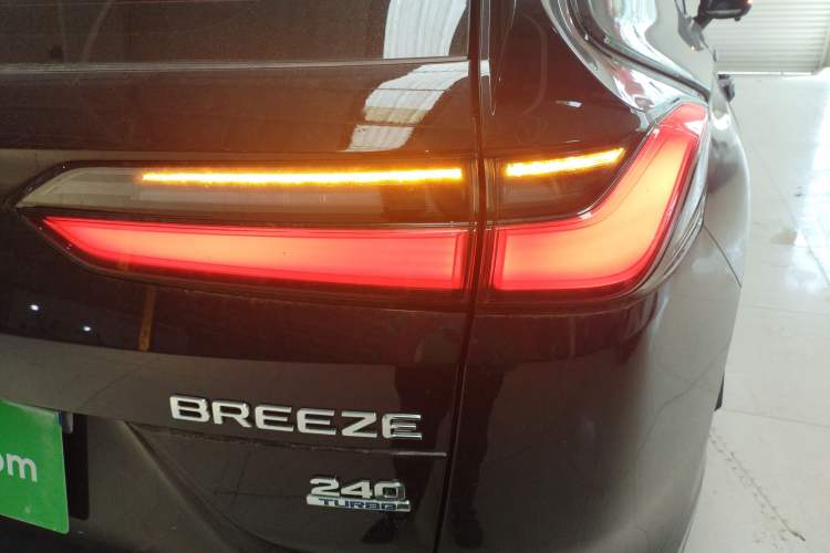 Used Honda Breeze 2025 240TURBO Two-Wheel Drive Elite Edition 5 Seats Exterior 3