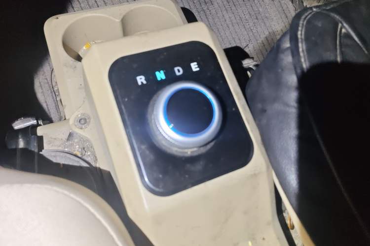 Used Dongfeng Xiaokang EC36 2021 Standard Model Ningde Times Battery Gear Lever