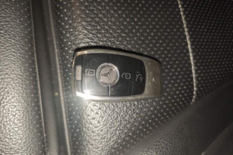 Used Mercedes-Benz C-Class 2021 C 200 L Fashion Model
