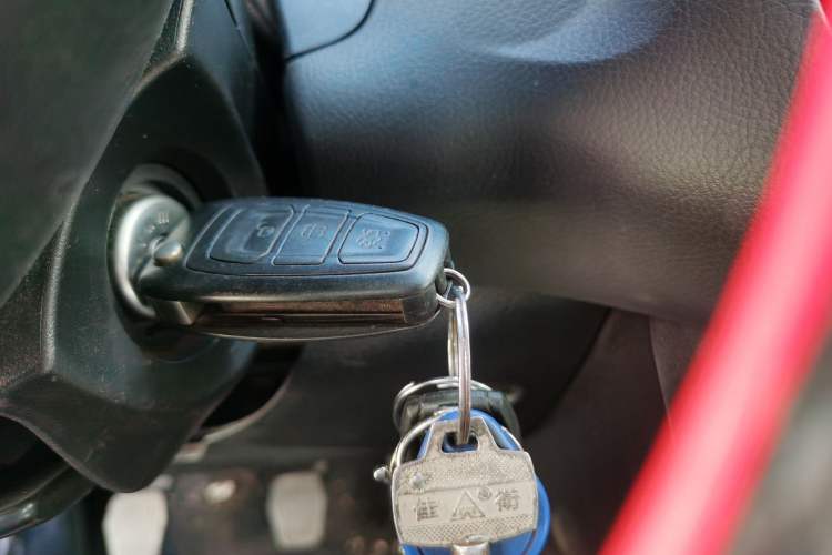 Used Ford Focus 2012 Sedan 1.6L Manual Fashion Edition
