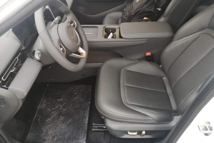 Used Wuling Xingguang 2025 70km Smart Standard Version
