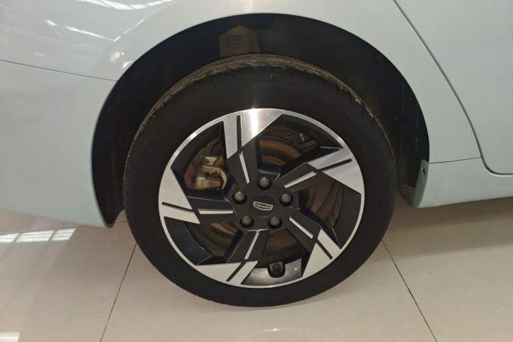 Used Geely Auto Emgrand L HiP 2022 1.5TD-DHT Pro 100KM Super Rui Right Rear Wheel Hub