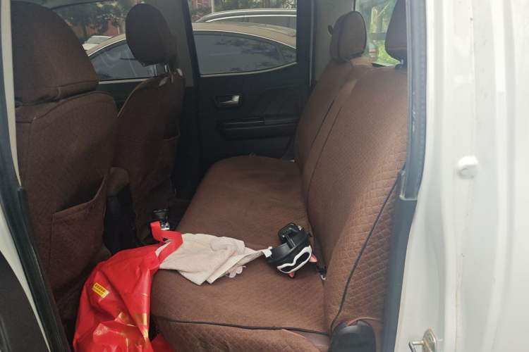 Used Great Wall Wingle 7 2019 2.0T Diesel Two-Wheel Drive Elite Version China VI Standard Big Double Cabin GW4D20M