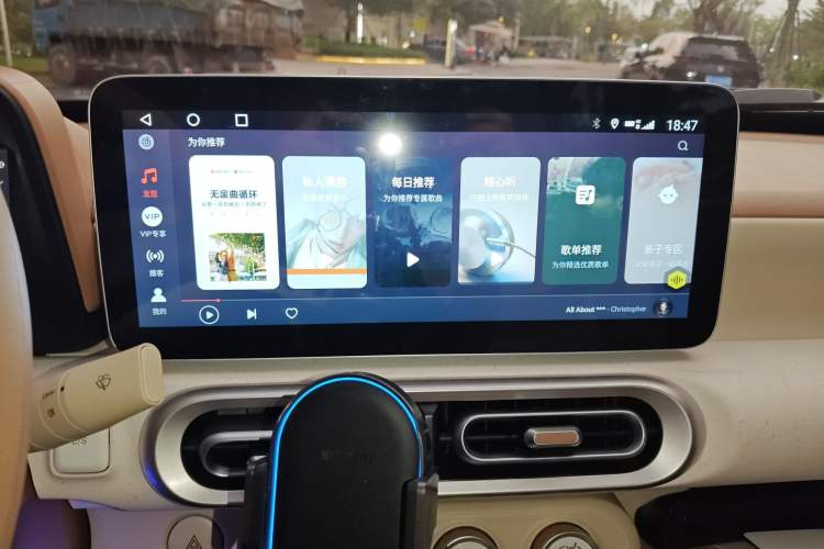 Used Wuling Hongguang MINIEV 2024 3rd Generation 215km Advanced Version
