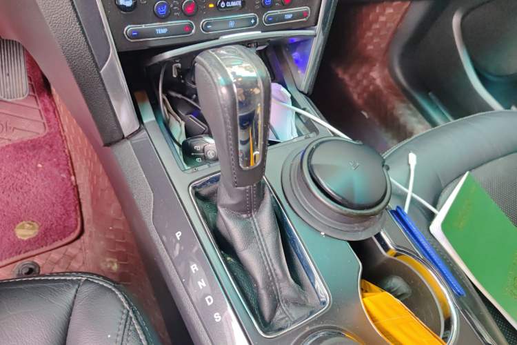 Used Ford Explorer 2017 2.3T Elite Edition Gear Lever