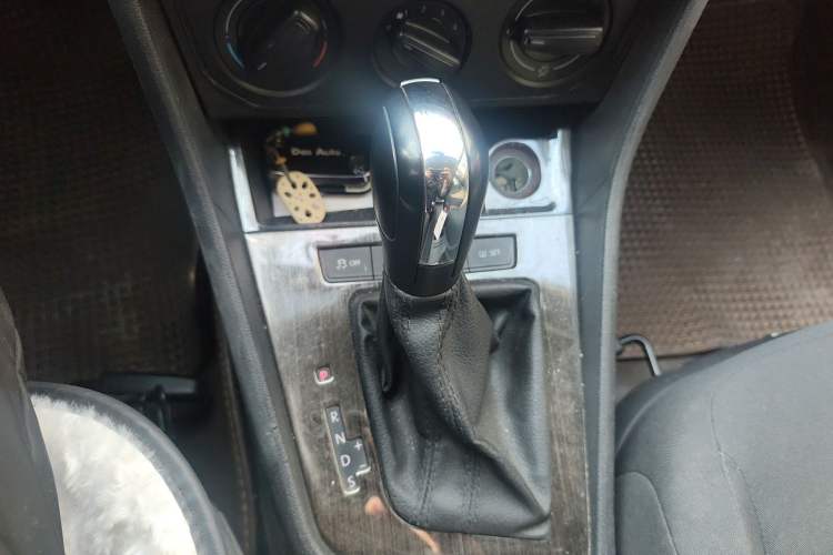 Used Volkswagen Lavida 2017 1.6L Automatic Fashion Edition