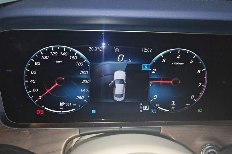 Used Mercedes-Benz E-Class 2021 Restyled E 300 L Luxury Edition
