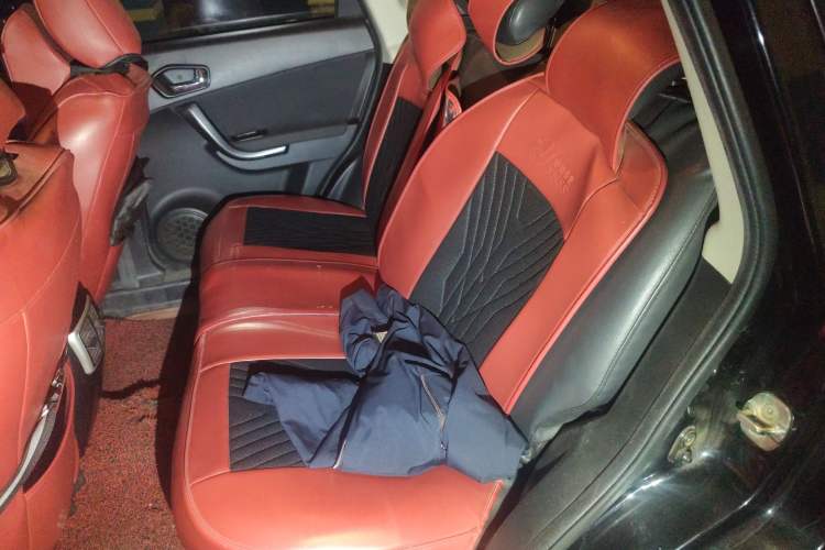 Used GAC Trumpchi GS5 2012 2.0L Manual Two-Wheel Drive Comfort Edition Left Rear Seat