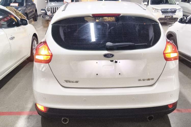 Used Ford Focus 2018 Hatchback Classic 1.6L Automatic Trendy SmartDrive Edition