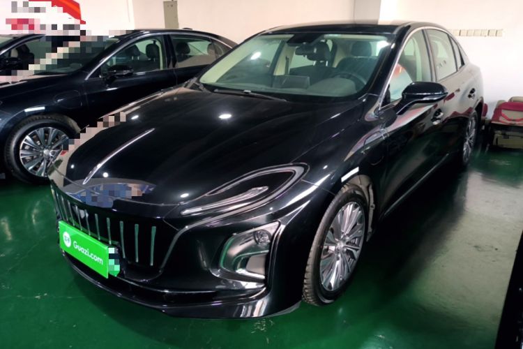 Used Hongqi E-QM5 2022 431 km Charge & Enjoy Edition