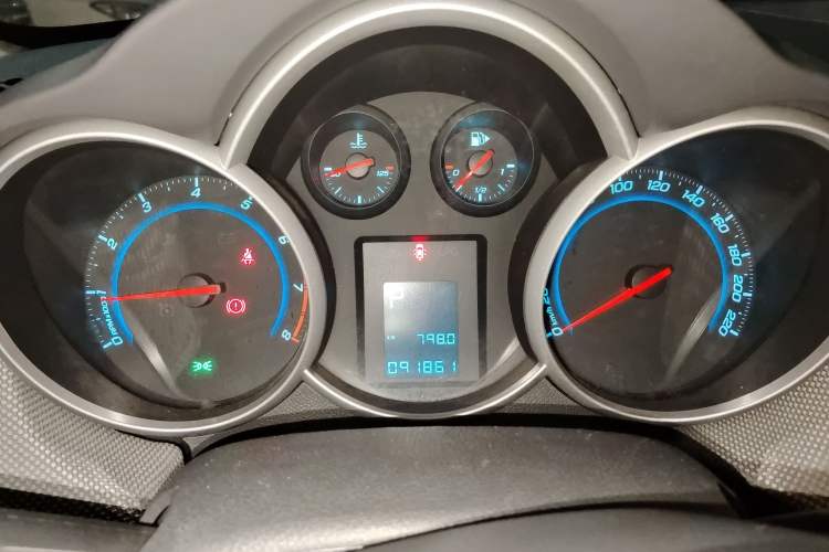 Used Chevrolet Cruze 2013 1.8L SE AT