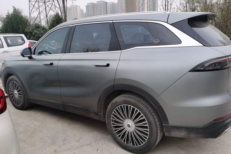 Used Chery Tiggo 8 L 2024 2.0T Two-Wheel Drive Prestige Version 5 Seats
