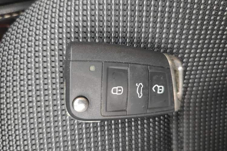 Used Volkswagen Golf 2019 280TSI DSG Comfort Version China VI Standard
