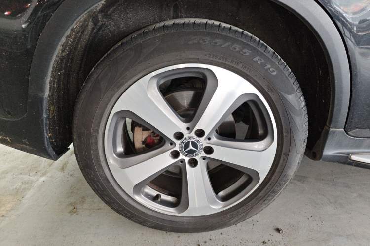 Used Mercedes-Benz GLC 2017 GLC 260 4MATIC Luxury Model