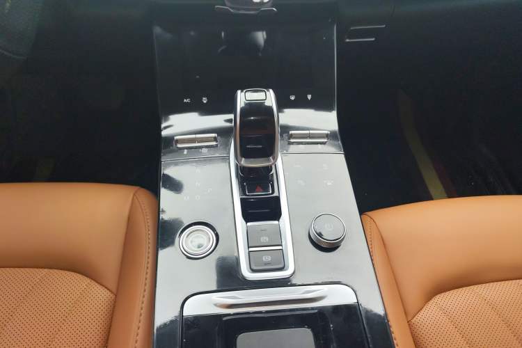 Used Chery Tiggo 8 PLUS 2021 290TGDI DCT Luxury Edition
