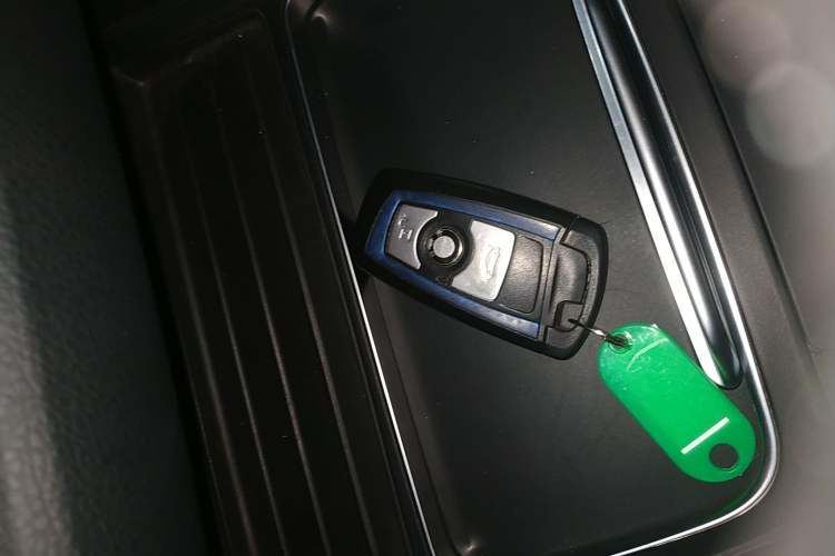 Used BMW 3 Series 2017 320i M Sport
