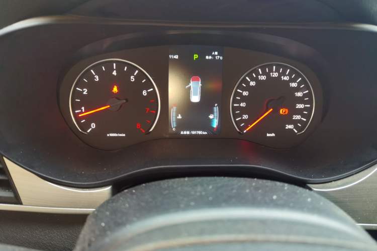 Used BYD Song MAX 2021 Upgraded Model 1.5T Automatic Luxury 7-Seater Odometer Close Up