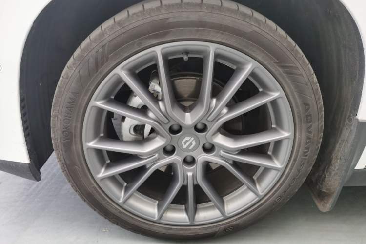 Used Leapmotor C10 2024 210 Smart Edition Left Front Wheel Hub