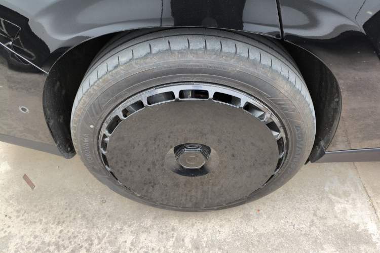 Used Leapmotor C16 2024 All-Electric 580 Luxury Edition Right Rear Wheel Hub