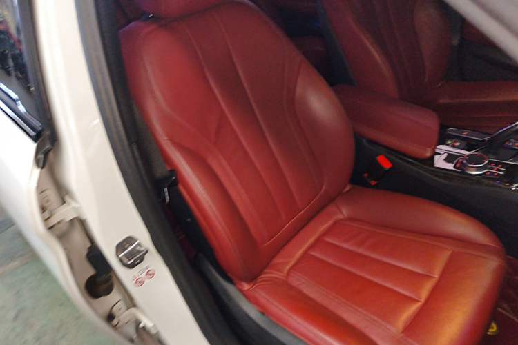 Used BMW 5 Series 2019 530Li Leading Model M Sport Package
