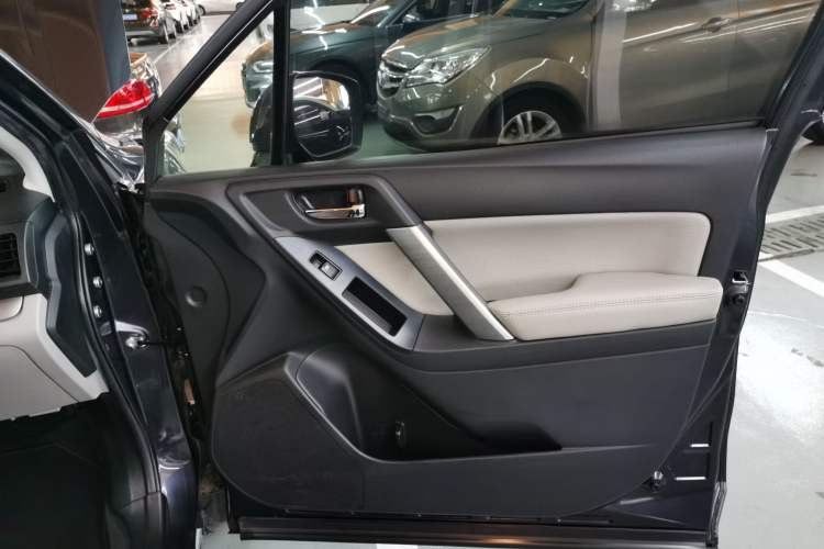 Used Subaru Forester 2013 2.5i Automatic Luxury Edition