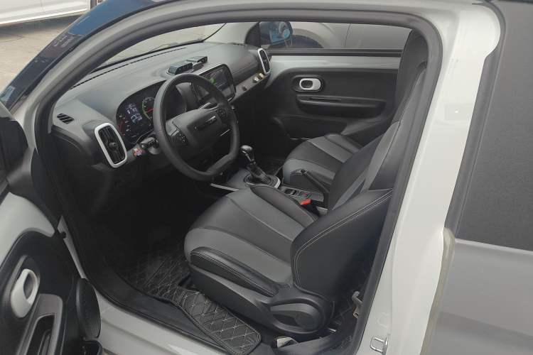 Used Roewe Clever 2022 311km QiQi BoBo Edition
